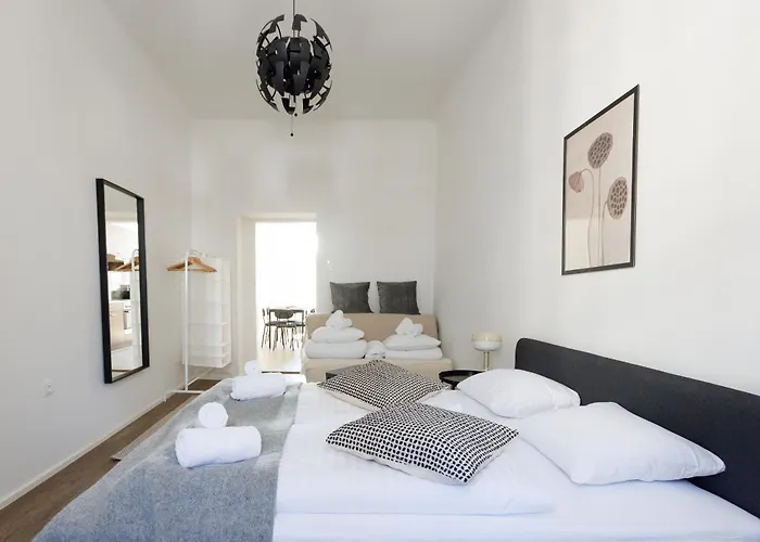 Grosszuegiges City-apartment * Vienna